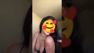 ストラップワンピの美女がパンパンな爆乳の谷間を見せつける！