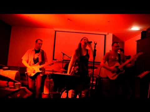 iCandi The one that got away (clip)