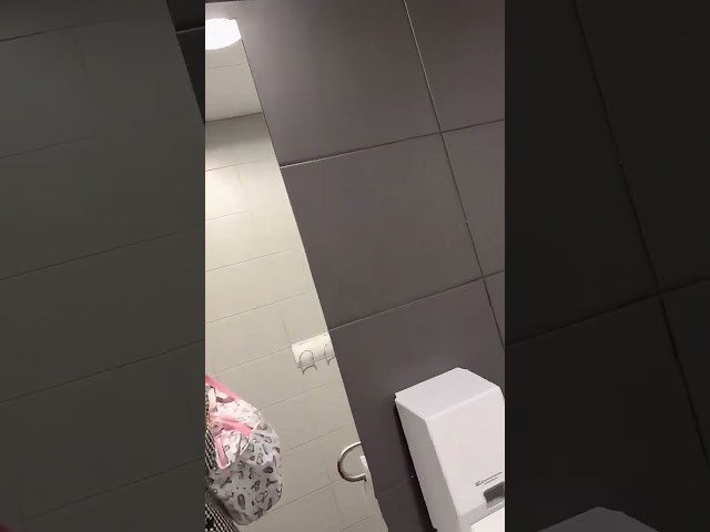 Vídeo relacionado con Nurse is Love Bolso Mujer Grande con Asas para Enfermera - Bolsos Tote Bag Multiples Bolsillos | Organizador, Guarda Tijeras Enfermeria, Regalos, Tcae Accesorios