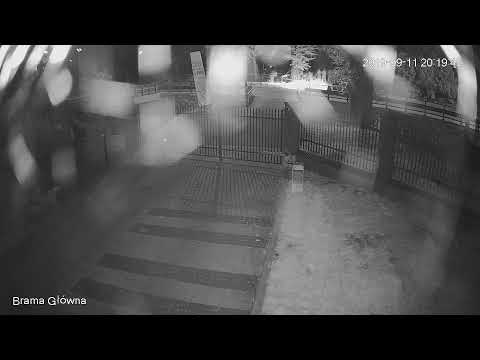 Kradzież flagi sprzed siedziby Radia Bielsko