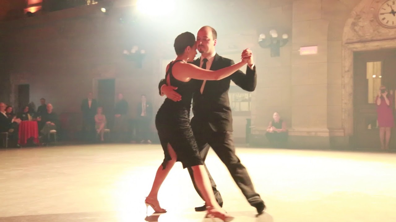 THEDDY LIZAMA et PAMELA RAMOS ARACENA "Pasion" (valse-tango)
