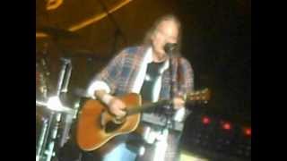 NEIL YOUNG - &quot;Twisted Road&quot; live 8/10/12