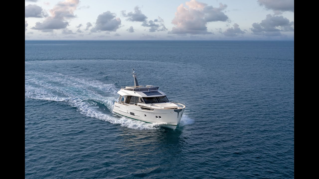 Greenline 48 Fly - BoatTest.com Features Video