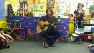 Jack Johnson sings to Preschool Class