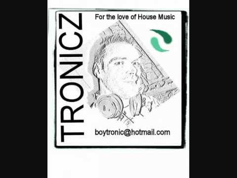 TRONICZ MASHUP - AGE OF LOVE VS HEY HEY (DENNIS FERRER)