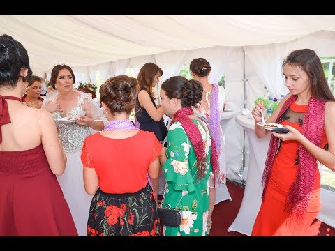 04 TRADITII   -  Acasa la mireasa la cort   -  Nunta Live!