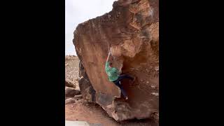 Video thumbnail of The Drum, V5. Moe's Valley