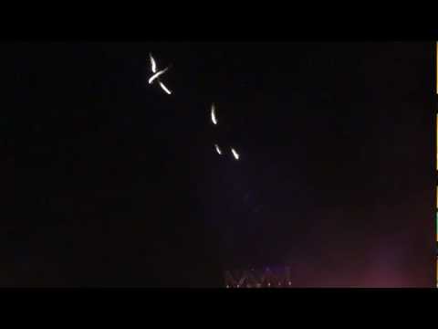 Kaskade EDCLV 2012-The Edge vs Be Still vs Sorry (Kaskade Mashup)