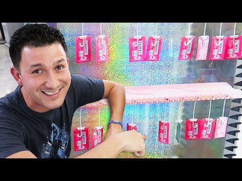 We won Japanese Kuji Lottery Tickets from an arcade game?!