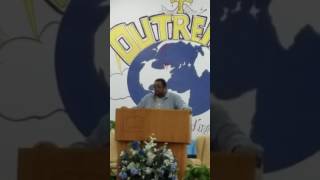 Pastor Garry Moore 😊