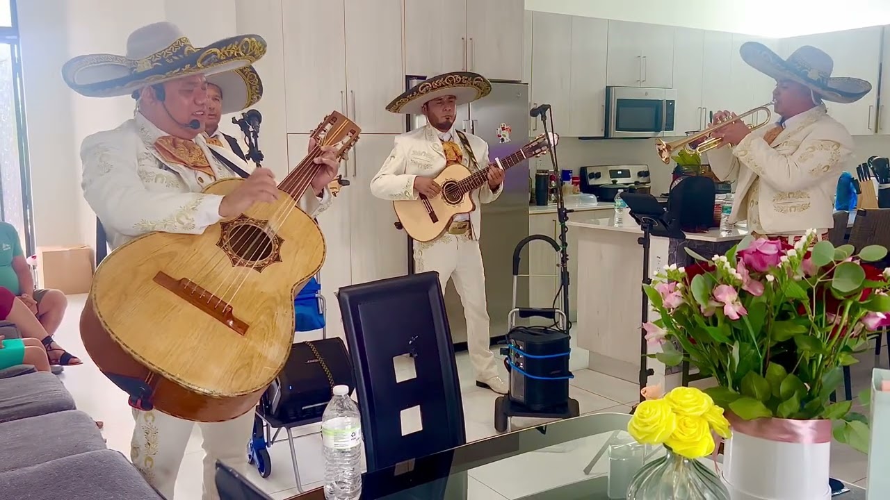 Promotional video thumbnail 1 for Mariachi los Mensajeros