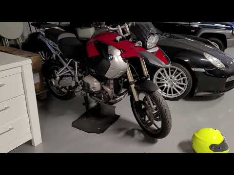 Thumbnail for BMW R1200GS  Cold start 2,5 C   winter hibernation by BMW R1200GS, BMW