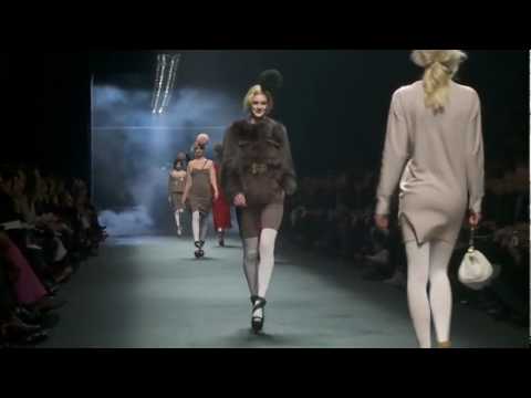 Sonia Rykiel   Fall Winter 2010 2011 Preview   Femme Woman