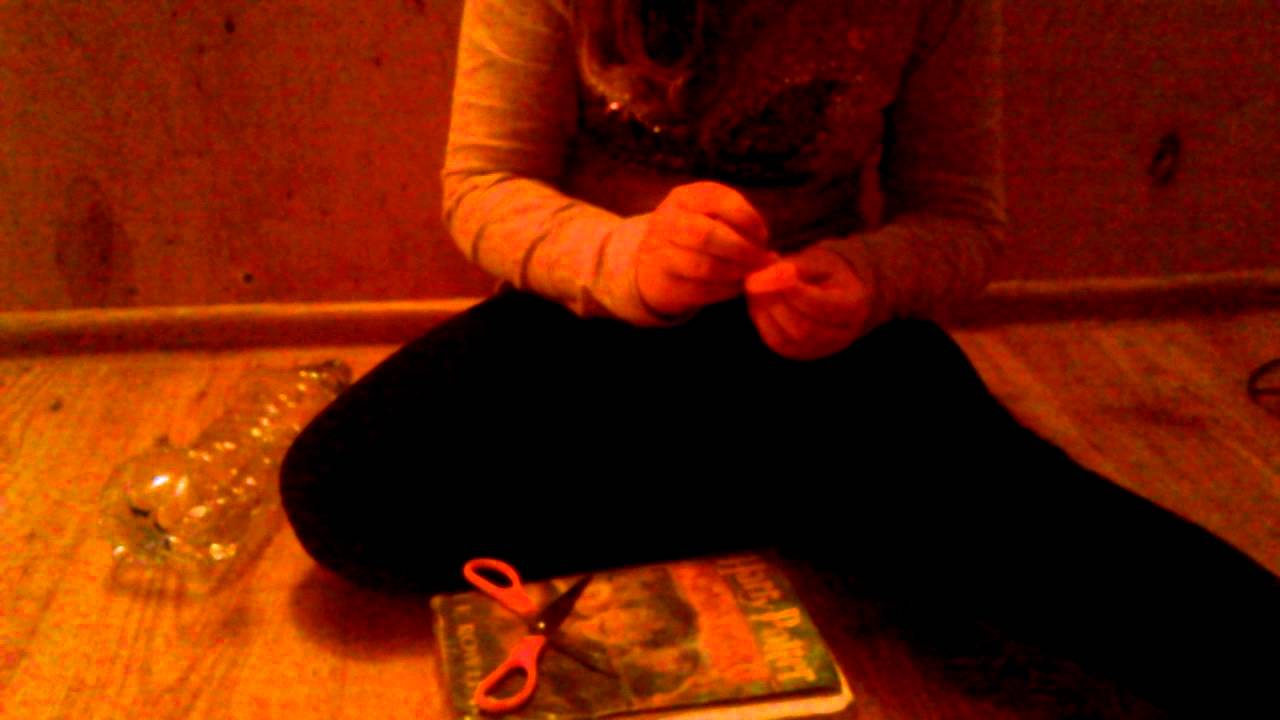 Poradnik jak zrobić pistolet na wodę.