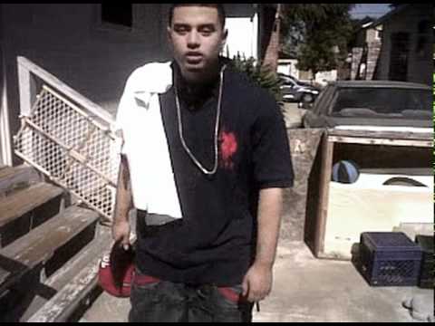 YNH MAC MOIS AINT DEAD