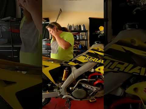 $650 2013 RM-Z 250 Fuel injected #dirtbike #motocross #suzuki #rmz250 #huntersgarage #hunters-garage