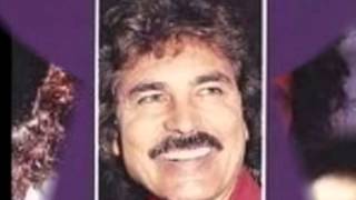 KILLING ME SOFTLY = ENGELBERT HUMPERDINCK