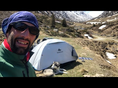 Abenteuer Alpenüberquerung: Wildcampen mit Hund auf 1600 Höhenmeter [F36]