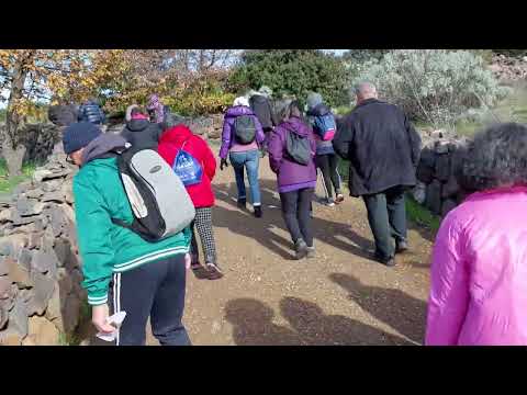 Da TADASUNI verso ZURI. Pellegrini in cammino