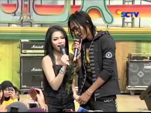 Regina & Angga Om   Kamu Memang Benar   YouTube