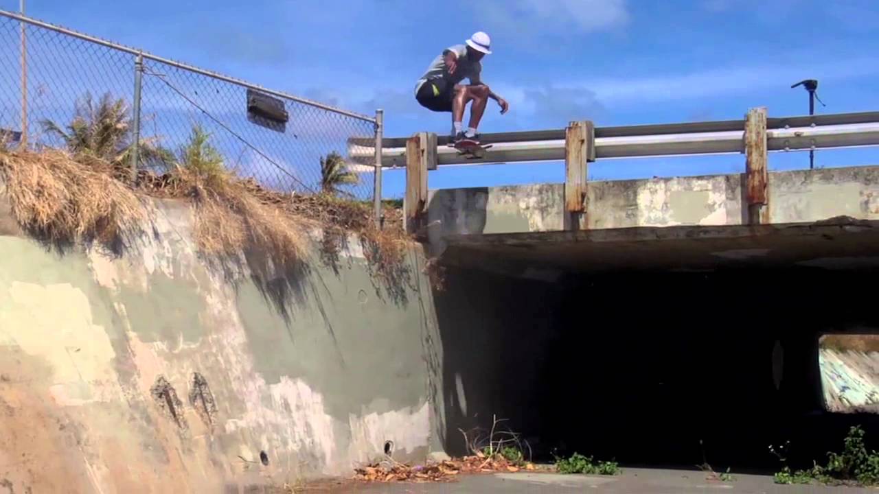 Cory Kennedy y el team Nike SB en Hawaii (Extras)