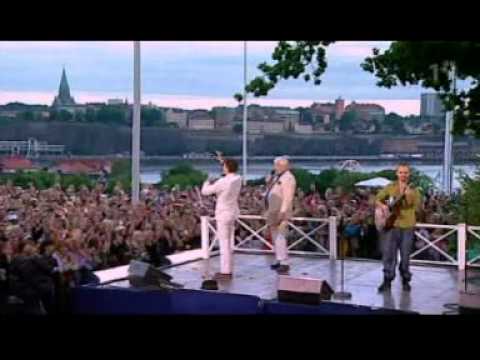 Mats Paulson & Håkan Hellström - Visa Vid Vindens Ängar (Live Allsång På Skansen)