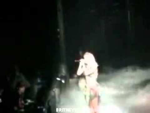 Britney Spears The Onyx Hotel Live From Omaha Part 4