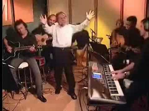 Édison Coelho canta: Eu sinto no ar