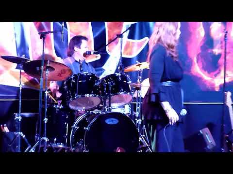 Videoclip de Love so Deep — Walter Trout