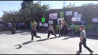 Lo que hacen mientras la escuela está en paro