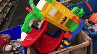 LET’S GO “PICKIN” at Goodwill