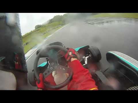 treinando com pneus de chuva