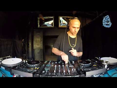 The Blue Oyster: Atis / 01.07 / 18 - 19