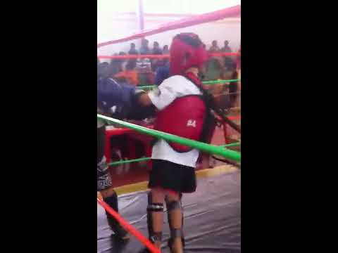 Luta de abertura do Campeonato Mineiro de Muay Thai