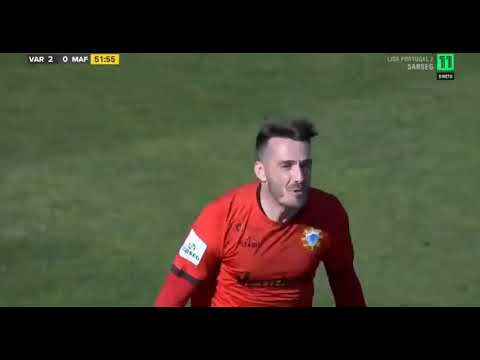 Guarda-redes do Varzim marca golo de baliza a baliza