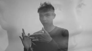 Guo Ding-Put Your Face Down