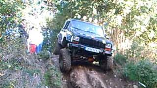 preview picture of video 'jeep cherokee off road 63 black shark'