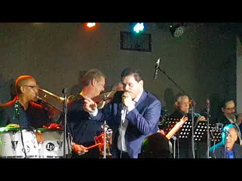 Lalo Rodríguez en Latín Roots- Boleros