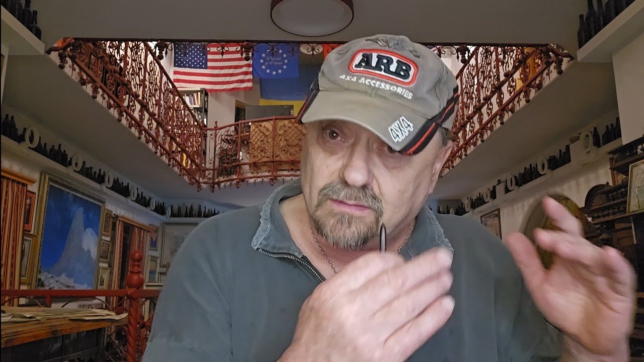 Это капец. И снова свежий бред Зеленский нам готовит, и мы не устаём офигеват?