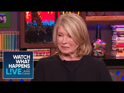 Martha Stewart blames 'horny guys' for Gwyneth Paltrow's vagina candle success | Metro News