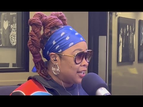 Da Brat Raps Her "Ladies Night" Verse Live!