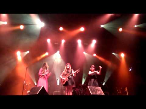 Rozalen con Marisa Valle Roso LA LLORONA