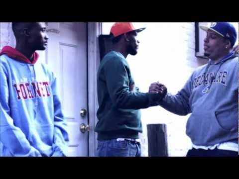 Chris Skillz - On The Run (Official Video)