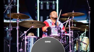 Video thumbnail for Feature Friday EP. 3 - Evans Hybrid Coated Snare Drum Batter Head by Maestro Robinson