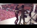 Bonga e bailarinos - Diakandumba - corrida das mulheres