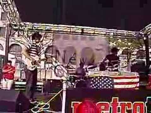 Freer - Icicles (Live @ Detroit Tastefest '06)