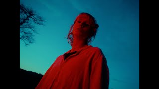 pecq – “closer”