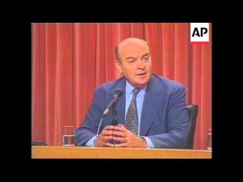 Parliament debate whether to grant the president extraordinary powers to tackle recession