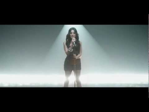 Sarah Riani - Intouchable