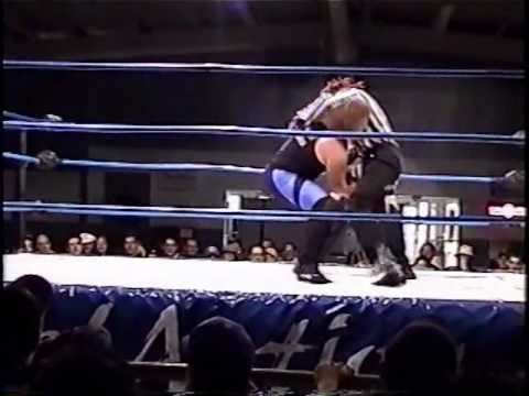 Lincoln Steen vs Cinder - RAW - July 22nd 2002
